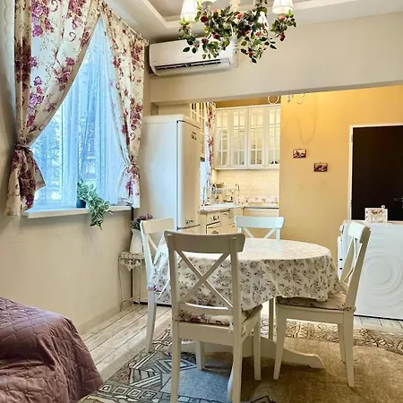 Cosy, 2bdr Flat In The Heart Of Old София
