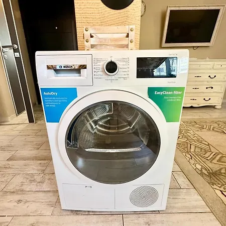 Cosy, 2bdr Flat In The Heart Of Old *