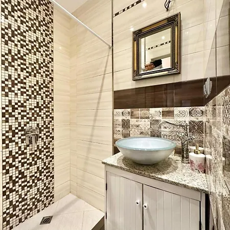 Appartement Cosy, 2bdr Flat In The Heart Of Old
