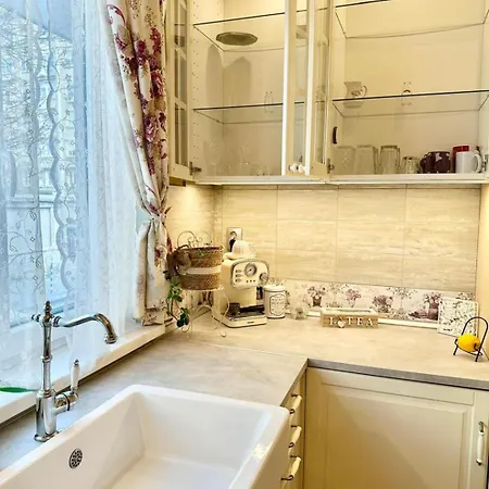 Cosy, 2bdr Flat In The Heart Of Old Appartement *