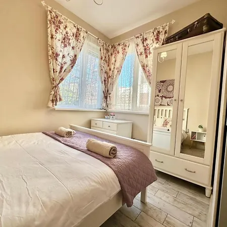Appartement Cosy, 2bdr Flat In The Heart Of Old Sofia