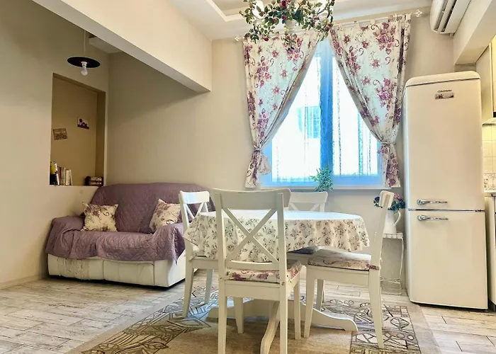 Appartamento Cosy, 2bdr Flat In The Heart Of Old *