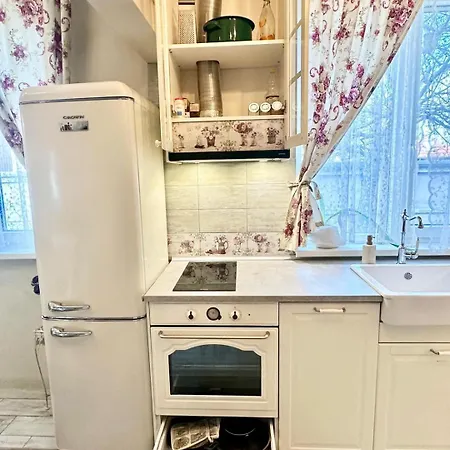 Cosy, 2bdr Flat In The Heart Of Old *